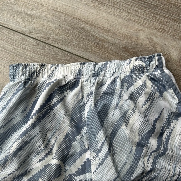 Nike Dri Fit Training Sport  Shorts - Picture 9 of 9